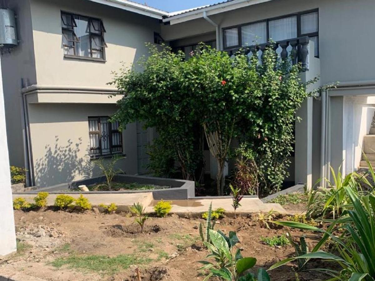 Xaba Guest Lodge Richards Bay Exterior photo